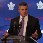 sheldon-keefe-toronto-maple-leafs-shrug