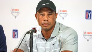 231128113729-01-tiger-woods-112823