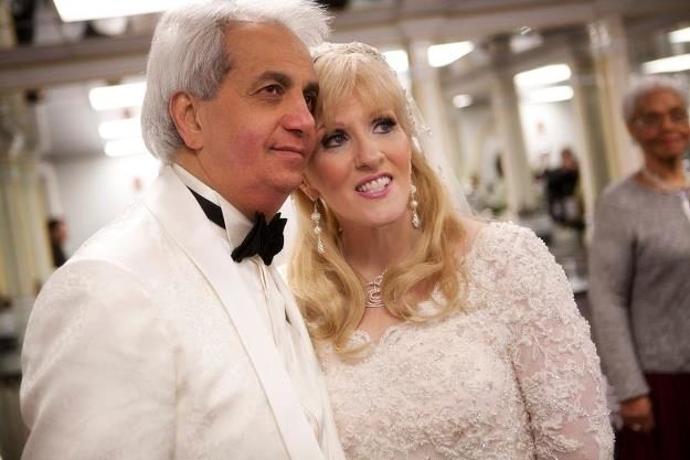 benny-hinn-n-suzzane-1132x670